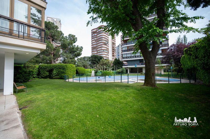 Foto b69885b9-c8bf-400e-aa95-ac52af07467c. Rent flat with fireplace pool in Costillares Madrid