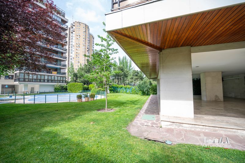 Foto db38ee76-3259-46fd-87e4-99a7322882b2. Rent flat with fireplace pool in Costillares Madrid