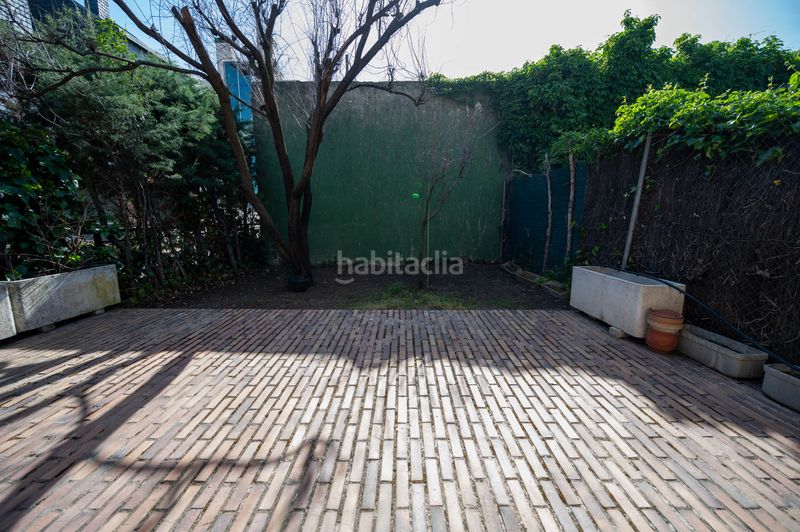 Foto 6b93083b-610f-4051-9460-284b44e18235. Casa aparellada a San Juan Bautista Madrid
