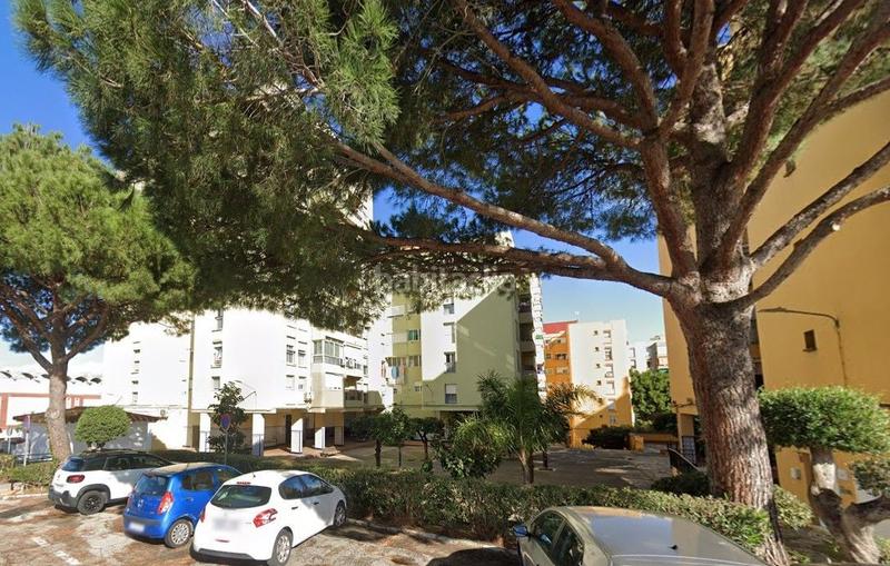 Foto 1c7e075e-636a-404e-9a17-c0fdf430cfe4. Appartamento in urbanización parque bolonia in San Bernabé Algeciras