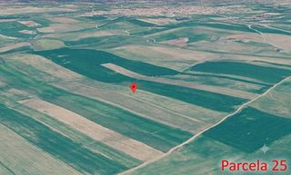 Finca r�stica en Parcelas de los arenales, cricas y praderas y lomas de la laguna. Parcelas r�sticas en fuente de cantos badajoz. parcela 91, 61, 2