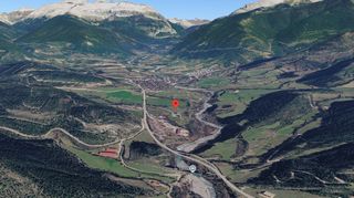 Finca r�stica en Carretera puente la reina, 9. Parcela r�stica en valle de hecho huesca. parcela 2