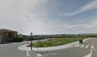 Fondo rustico in Carrer anoia. Parcela en vilanova de la segria lleida. finca 517 titularidad d