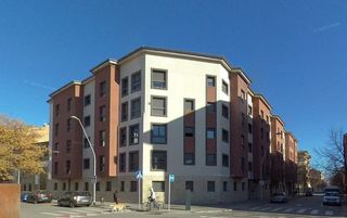 Flat  Carrer enric prat de la riba, 20. Vivienda, plaza y trastero en vic barcelona finca 35072