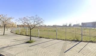 Terreno residencial en Calle berzosa de lozoya, 25. C2. solar en madrid finca 122947