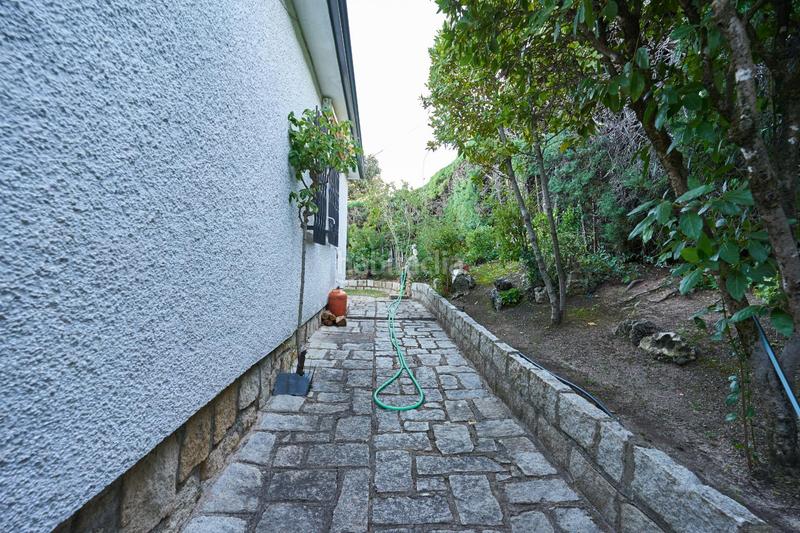 Foto 54487a42-e1c1-4e45-b246-9efb17beb592. Chalet con parcheggio in Villa del Prado