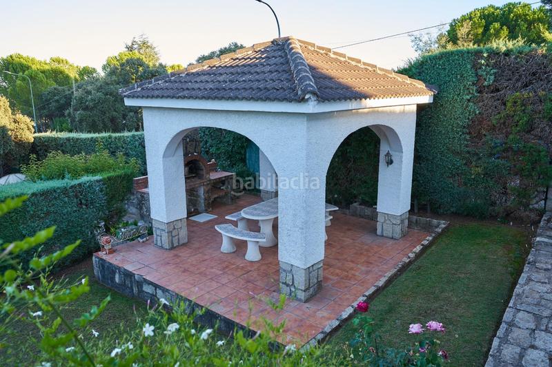 Foto d84778f3-78db-4cf6-87f6-64686d249994. Chalet con parcheggio in Villa del Prado