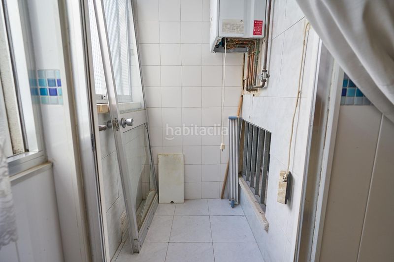 Foto 0195b619-e079-4e94-8780-8d6d0d0eb08e. Ático  con terraza privada y enorme potencial en Móstoles