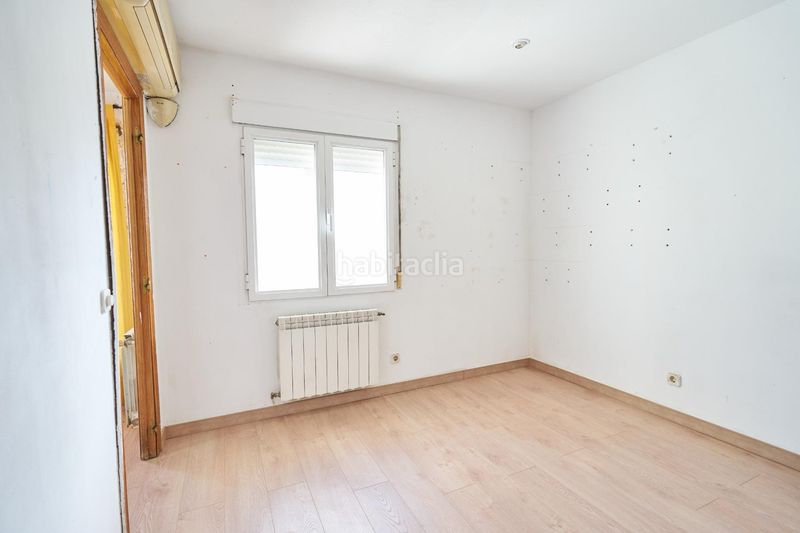 Foto de84d194-45b5-4b89-8b1c-4a8e95219ca8. Ático  con terraza privada y enorme potencial en Móstoles