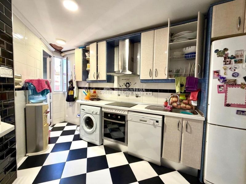 Foto 12ea448d-4cde-40c1-b94f-1c10917d5bbe. Piso  en venta en Villafontana - Estoril I Móstoles