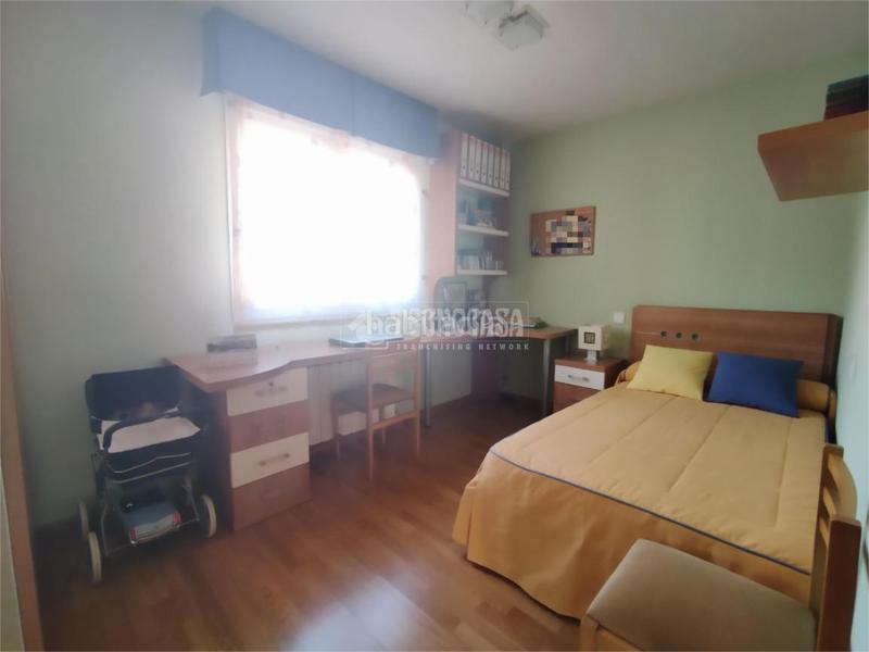 Foto 68c585f5-c79e-44e8-8c47-a5bcf95731d0. Àtic amb calefacció aparcament a Sur - PAU 4 Móstoles