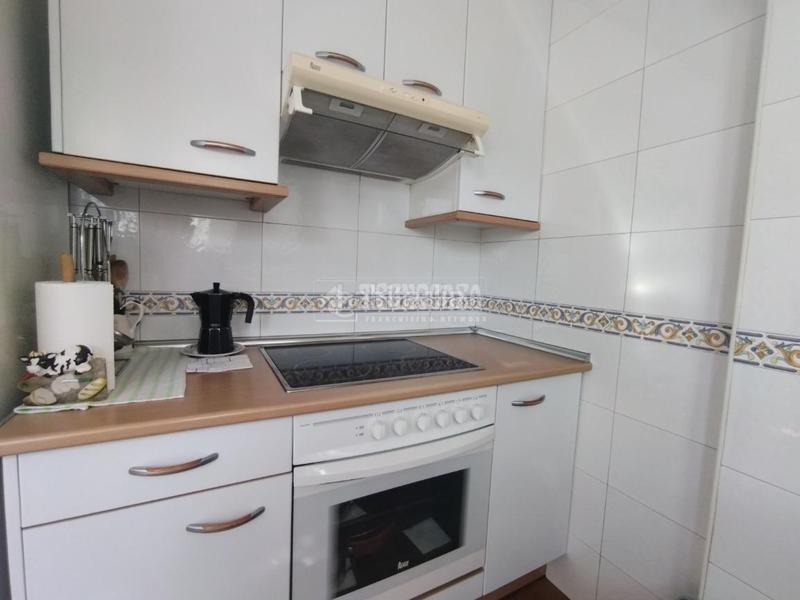 Foto f5ad9d0d-d4a1-412b-92a1-05ea4c8d02b9. Àtic amb calefacció aparcament a Sur - PAU 4 Móstoles