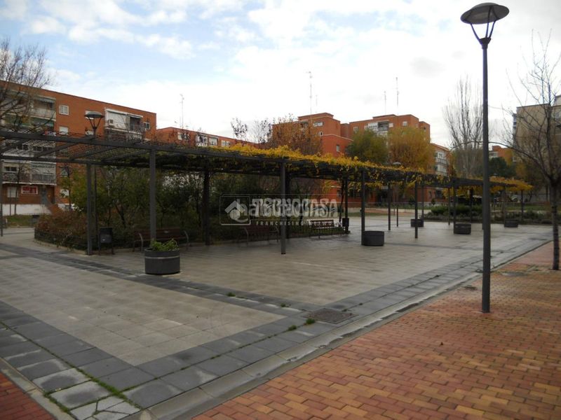 Foto b795c262-2d7c-49f9-aa83-f667aa1fae69. Piso  en venta en Centro Móstoles