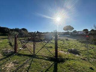 Industrial plot in Aldea del Fresno. Parcela urbana no consolidada de 506m² situada en la zona alta d