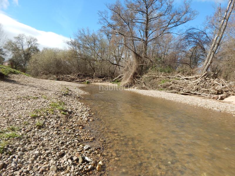 Foto 6ad36475-f93a-409c-a9a0-639d8385e89b. Chalet avec cheminée chauffage piscine dans Calalberche