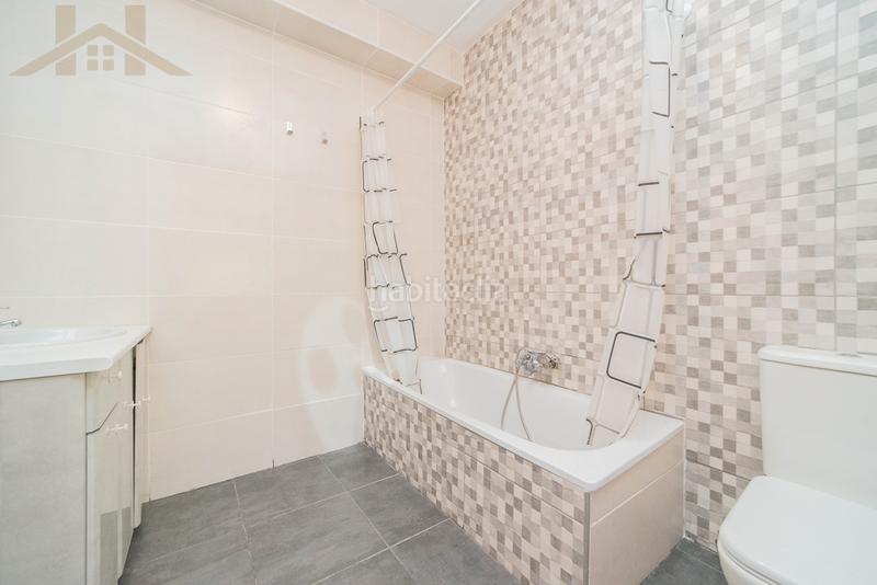 Foto fba36922-6394-4253-bff5-a02c68b24c56. Chalet avec cheminée chauffage piscine dans Calalberche