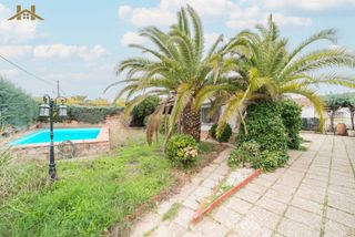 Lloguer Xalet a Aldea del Fresno. Chalet independiente de 162m² completamente amueblado sobre parc