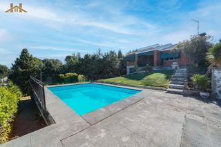 Xalet a Calalberche. Casa o chalet independiente en venta en calalberche
