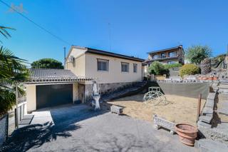 Chalet in Villa del Prado. Chalet independiente en planta de 131 m² construidos sobre parce