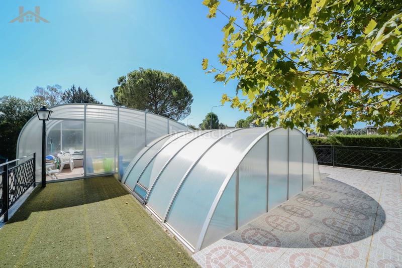 Foto 15609b90-6fa6-474c-949e-96da03ea2774. Chalet mit kamin heizung pool in Villa del Prado