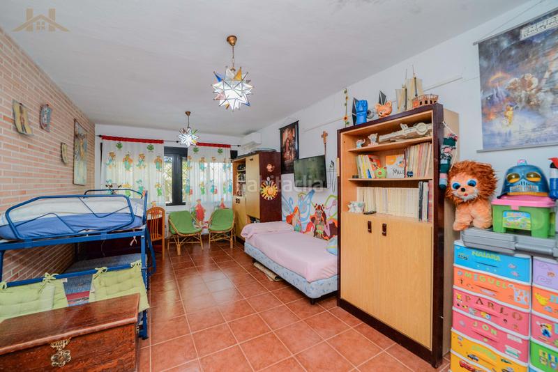 Foto 6a2f2f37-a5a4-4ff7-8a99-fe889372d5d5. Chalet mit kamin heizung pool in Villa del Prado