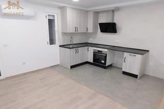 Lloguer Casa adossada a Almorox. Casa adosada completamente reformada de 77 m² en almorox.