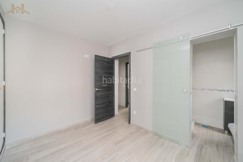 Foto 325ad19e-9fe7-4550-9726-9df864669f83. Chalet con camino parcheggio piscina in Villa del Prado