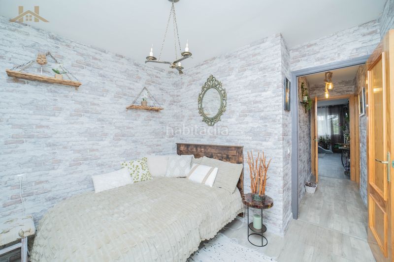 Foto b14e0a24-ab6b-4832-b81e-becb2aa9a059. Pis amb calefacció aparcament a Calalberche