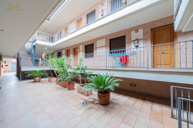 Foto a2bc5a29-56a7-4657-b7bc-b0e40f7d6c80. Piso  en venta en Villa del Prado