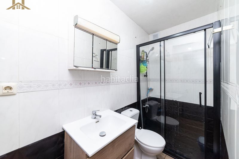 Foto 5a10729e-1efb-4257-8411-2eaeabb75b6b. Casa adossada a Almorox