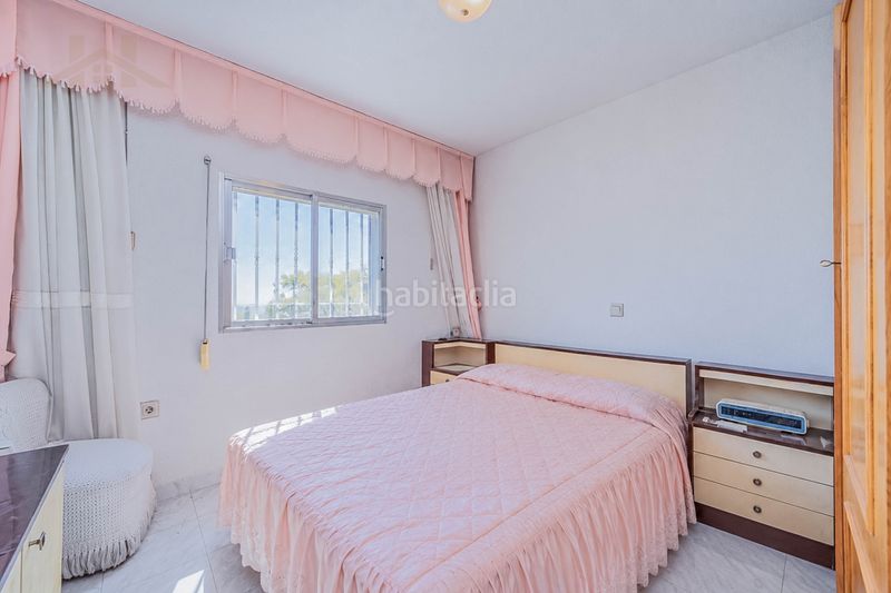 Foto 43e05c3a-a5e1-41d5-9e99-15b918fe987e. Xalet amb xemeneia calefacció aparcament piscina a Calalberche