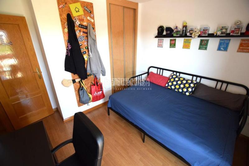 Foto 76f0d809-6318-43b4-8d78-02f5c19aaace. Ático  en venta en Loranca Fuenlabrada