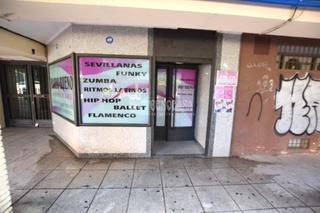 Local commercial à Loranca. Local comercial en venta en fuenlabrada