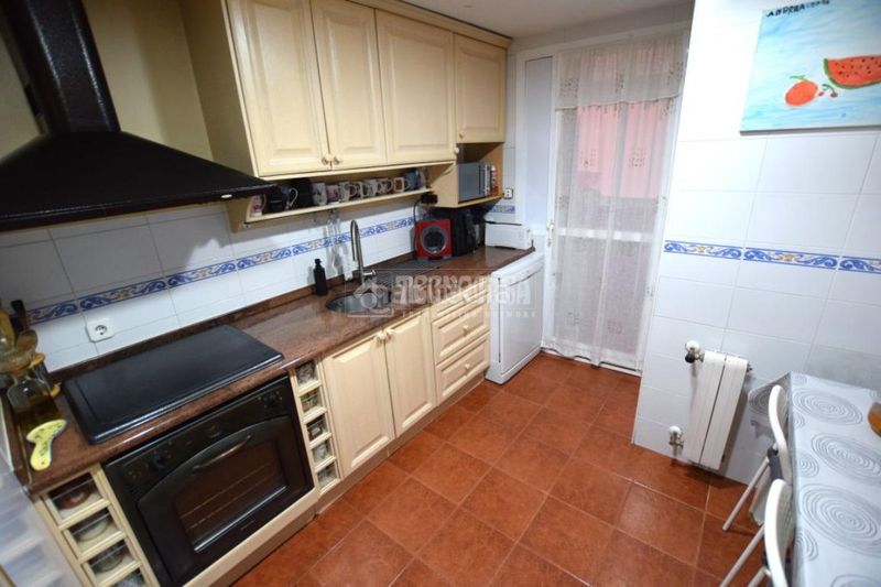 Foto b7fc3bb5-9594-4af6-a665-a8feb03661d0. Pis amb calefacció a Loranca Fuenlabrada