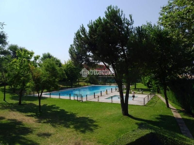 Foto 0f38e517-995a-492d-908f-3b7e0f228c97. Pis amb calefacció piscina a Loranca Fuenlabrada