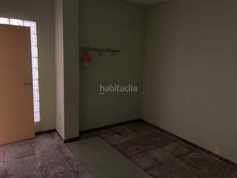 Foto 46df0e92-f7c6-43b5-9ca1-a9d6b8195048. Local comercial próximo a la plaza madrid en Carrús Oeste Elche / Elx