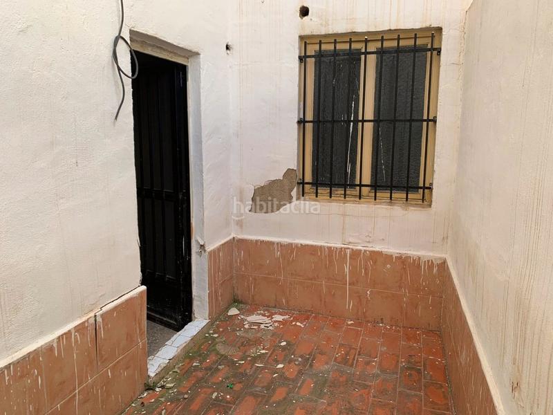 Foto 61f6af12-1bfb-43d5-96bd-42cb0bf52c1d. Local comercial próximo a la plaza madrid en Carrús Oeste Elche / Elx