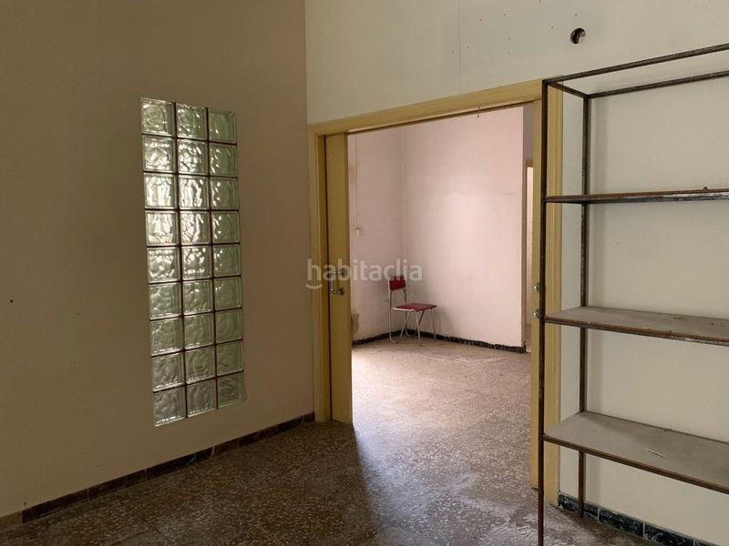 Foto cc9526d1-b989-4e56-8662-83735ef27bf5. Local comercial próximo a la plaza madrid en Carrús Oeste Elche / Elx