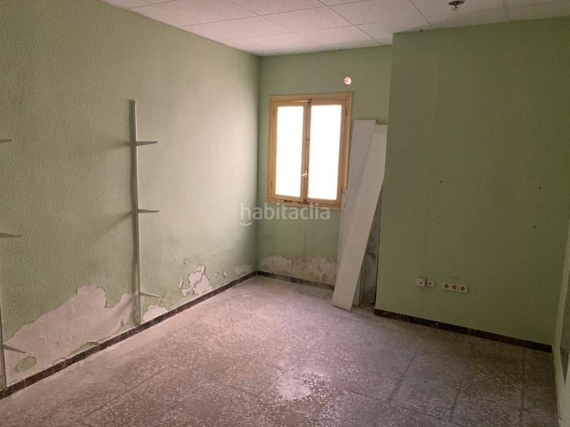 Foto eae5aa74-08b4-4b90-b23f-0ef20cef62e3. Local comercial próximo a la plaza madrid en Carrús Oeste Elche / Elx