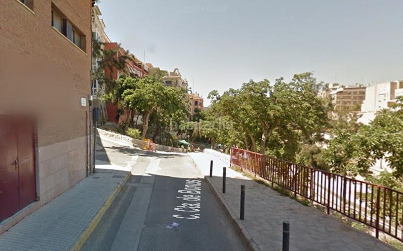 Foto ea04cc9e-4eca-4fe8-8069-79c3db7faf4a. Parking coche en carrer bufart 10 garaje en el raval en Elche / Elx