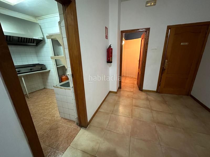 Foto d2a0e1f4-a044-482b-a09d-601f2a33c5e3. Rent business premise in Centro Elche / Elx