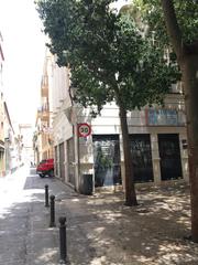 Local Comercial a Centro. Local, sótano y vivienda en el centro de elche