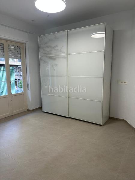 Foto 195c60a9-970b-4769-8bc2-db083c949944. Rent flat in Centro Elche / Elx