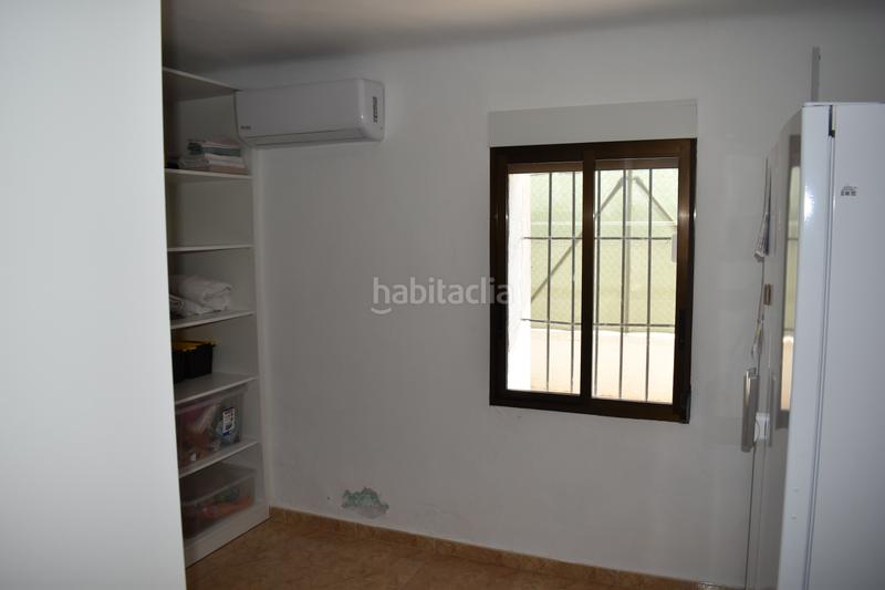 Foto b058c667-e79a-4e4d-98c9-c8a4bbfa89a2. Chalet con parcheggio in Valverde Elche / Elx