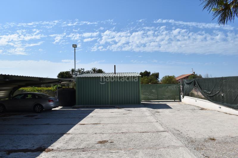Foto e03a219f-d1c7-47ed-9e96-ffadb4f21454. Chalet con parcheggio in Valverde Elche / Elx