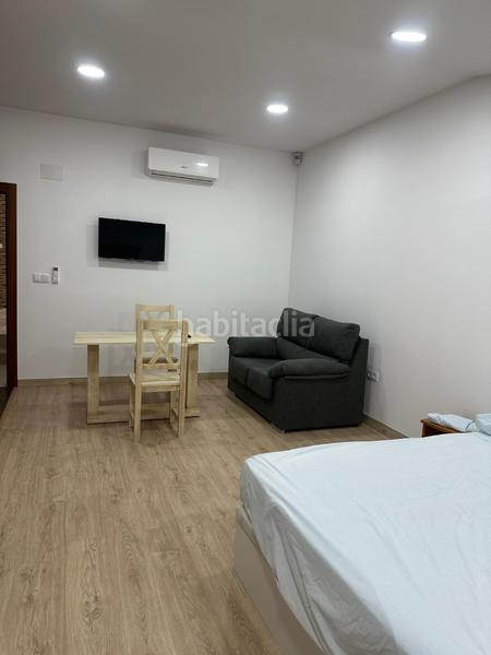 Foto 2f9e5796-982f-41f4-a4b3-176db3e84431. Rent studio with heating parking in Nou Altabix Elche / Elx