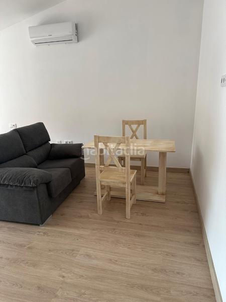 Foto d27c8fc8-c5ea-4dec-b7dc-f3174b9201e2. Rent studio with heating parking in Nou Altabix Elche / Elx