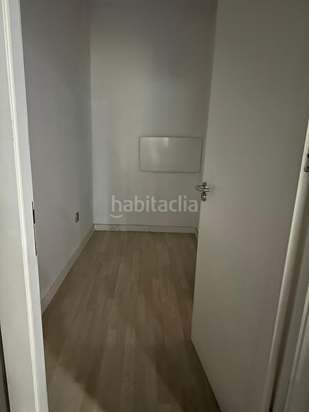 Foto 52079234-a6bc-46b6-a0dc-80171db9bb88. Alquiler local comercial local en el Centro de elche en Elche / Elx