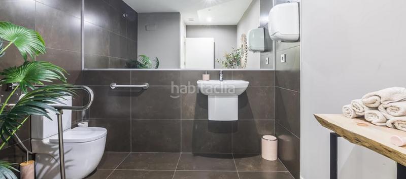 Foto bac04ed3-be1d-46b1-8415-0a1839caa637. Lloguer local comercial a Centro Elche / Elx