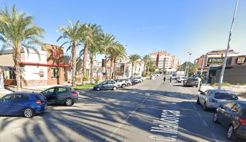 Foto 1c85a5c3-613d-46a2-ba45-79a375190480. Miete fabrikhalle in Ciutat Esportiva Elche / Elx